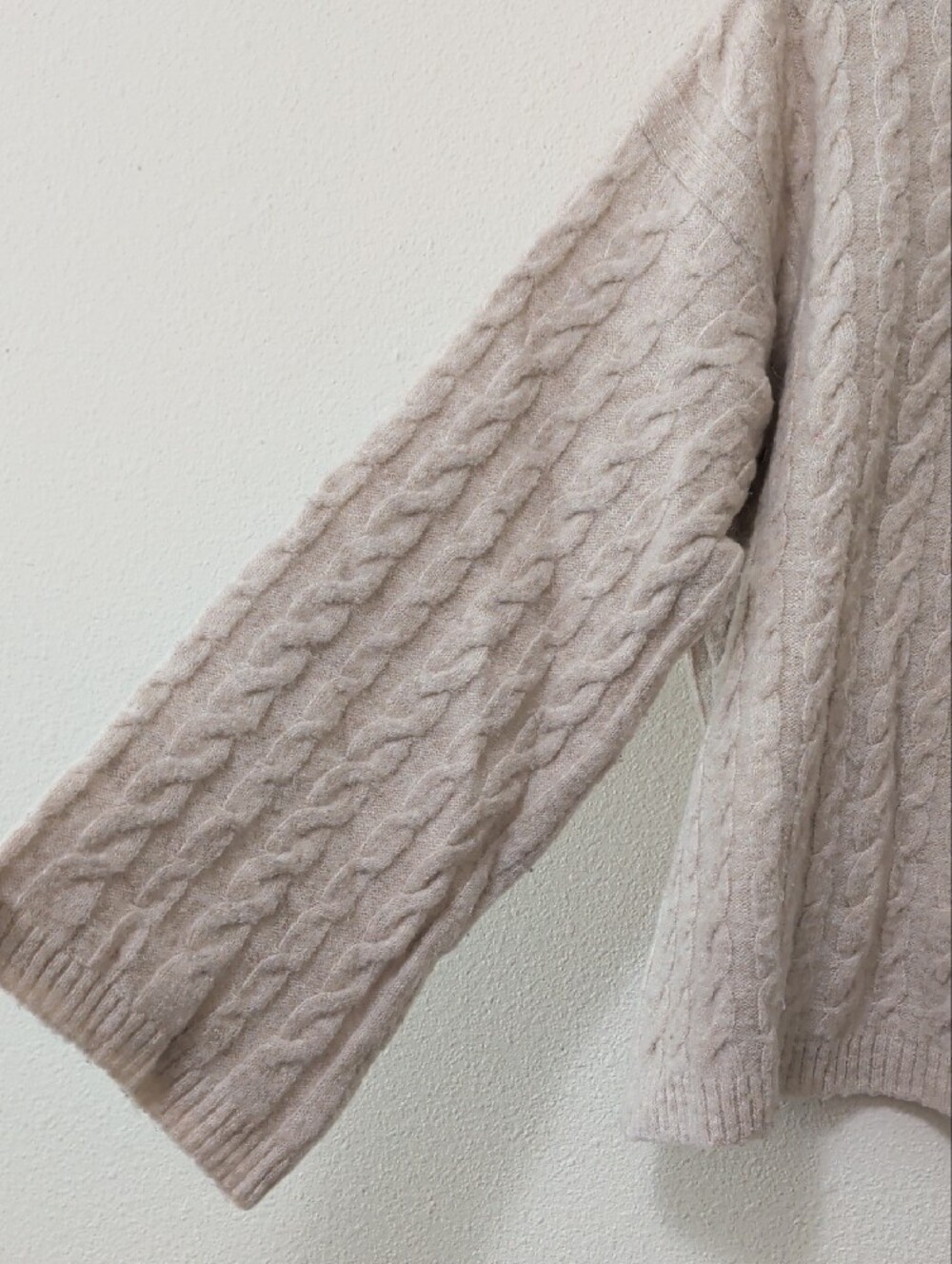 Zara Beige Cable-Knit Crewneck Sweater - Picture 5 of 6